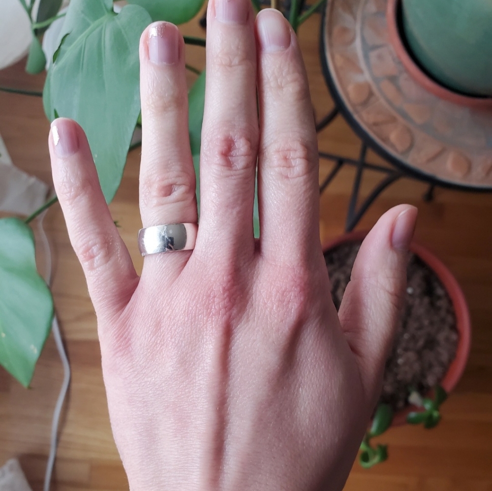 Solid Sterling silver ring size 5